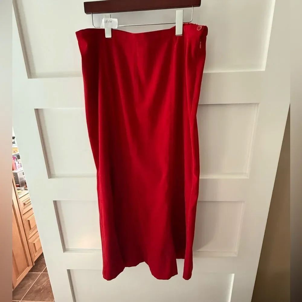 Vintage JM Collection Vibrant Red Maxi Skirt fits 14
